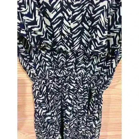 CottonOn Geometric Print Lightweight SunDress, size XS - Picture 4 of 7